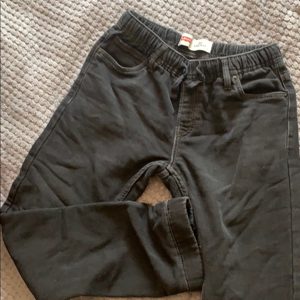Boys Levi’s jeans